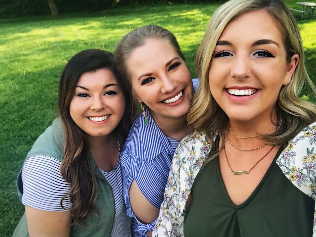 selfie trio ootd
